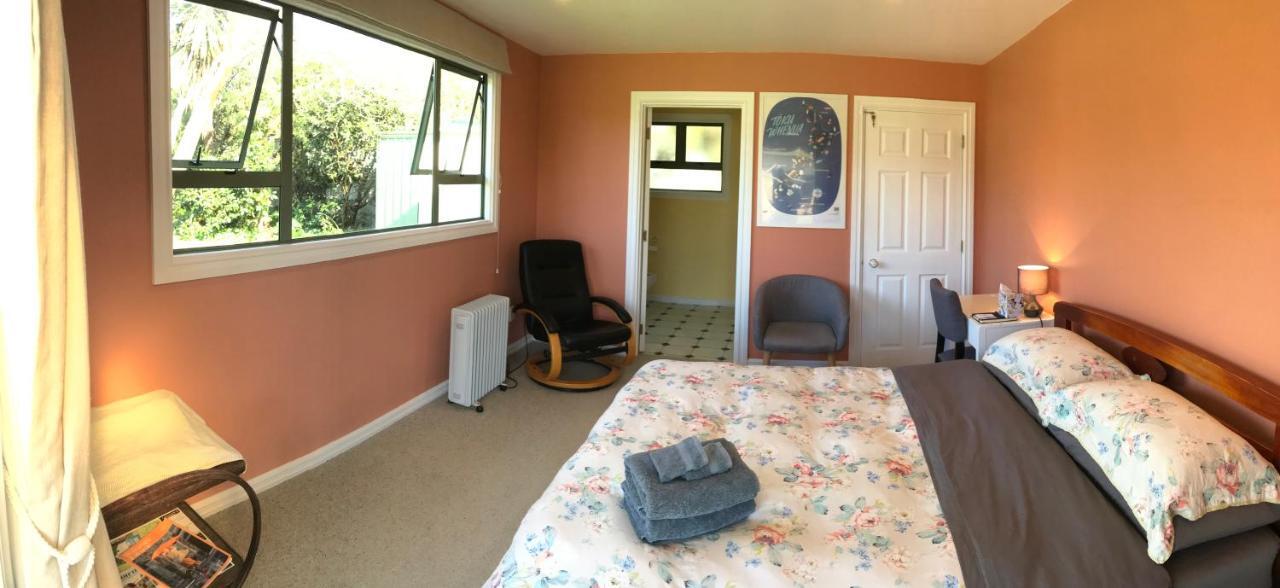 Cosy, Central Greytown Sleepout Exterior foto